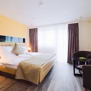 *** Hotel Filderhof Germany
